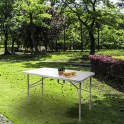 Mesa Plegable Rectangular HDPE Multifuncional, Portatil, Resistente,Multiusos 122x61x74 cm, Color Blanco