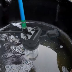 Bomba Aguas Limpias Sumergible Multietapa 1000 W, 5,200 lts/hora, Profundidad 7 Mts, Elevación 35 mts, Presion Max: 3,5 Bares