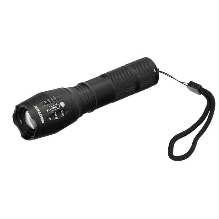 Linterna LED De Mano Aluminio A Pilas (3 AAA) 300 Lumenes 5 Watt, Con Zoom al por Mayor | Almacén de Ferretería