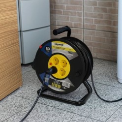 Extensible Industrial 4 Tomas 50 Metros 3 x 1,5 mm, con Protección Sobrecarga