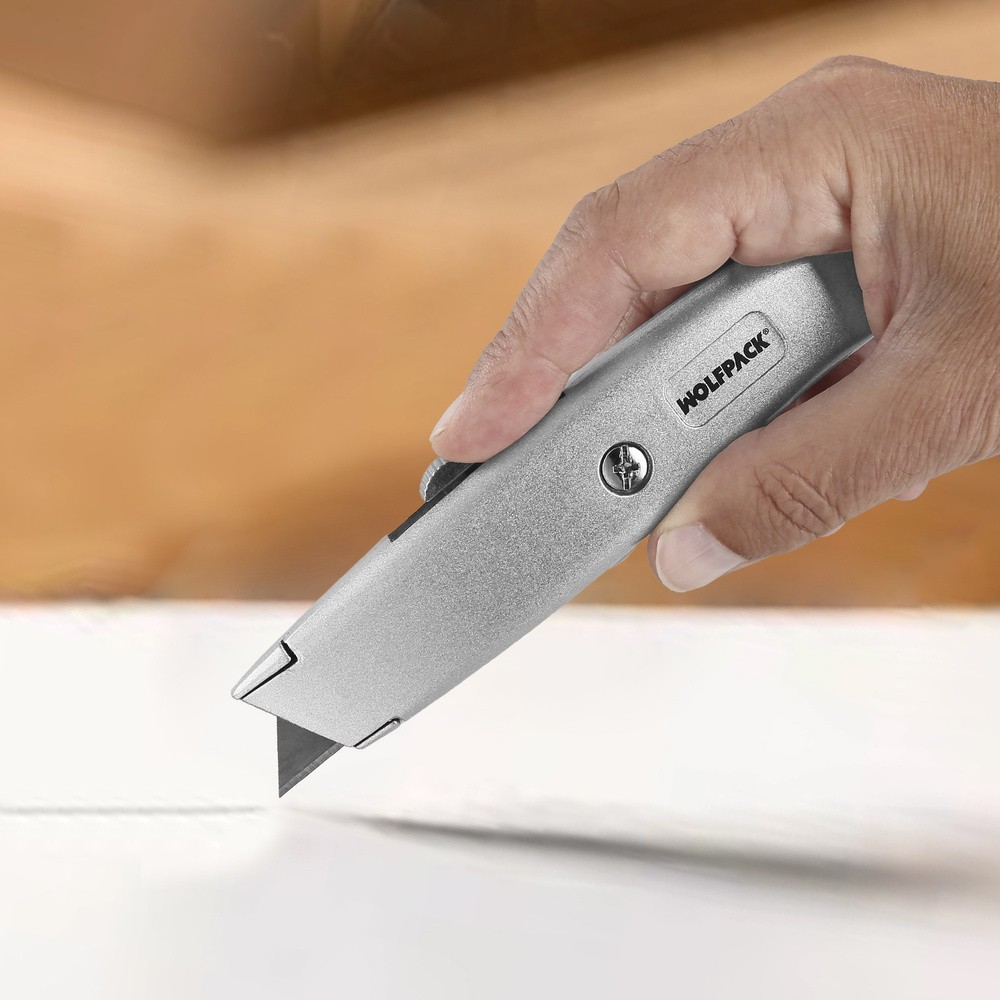 Cutter Hoja Trapezoidal Retráctil Acero Sk5 al por Mayor | Almacén de Ferretería