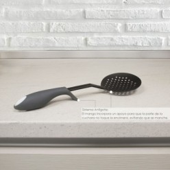 Espumadera Cocina Nylon Con Mango Antigotas Engomado 35 x 11,7 cm,